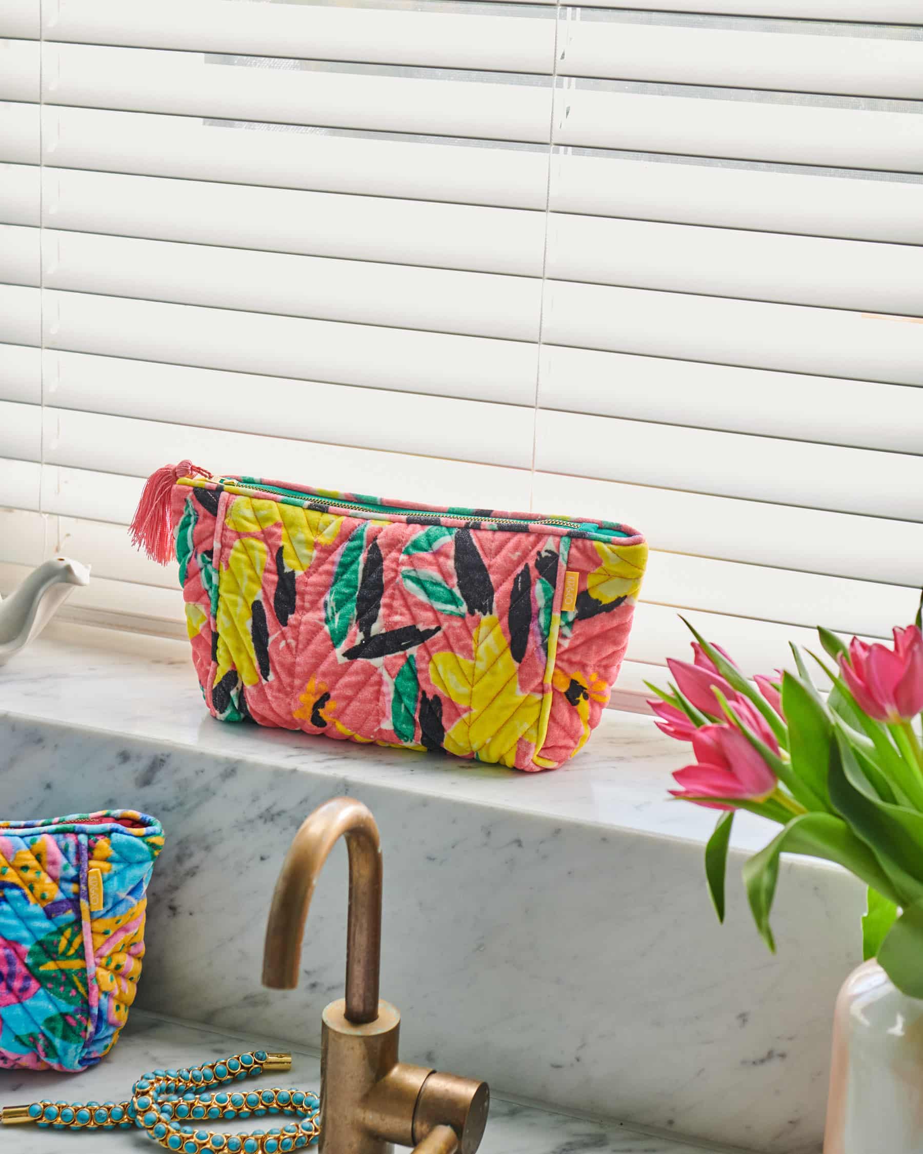 'Pinky Dreaming' Velvet Toiletry Bag - Kip&Co x Ken Done - Image 2
